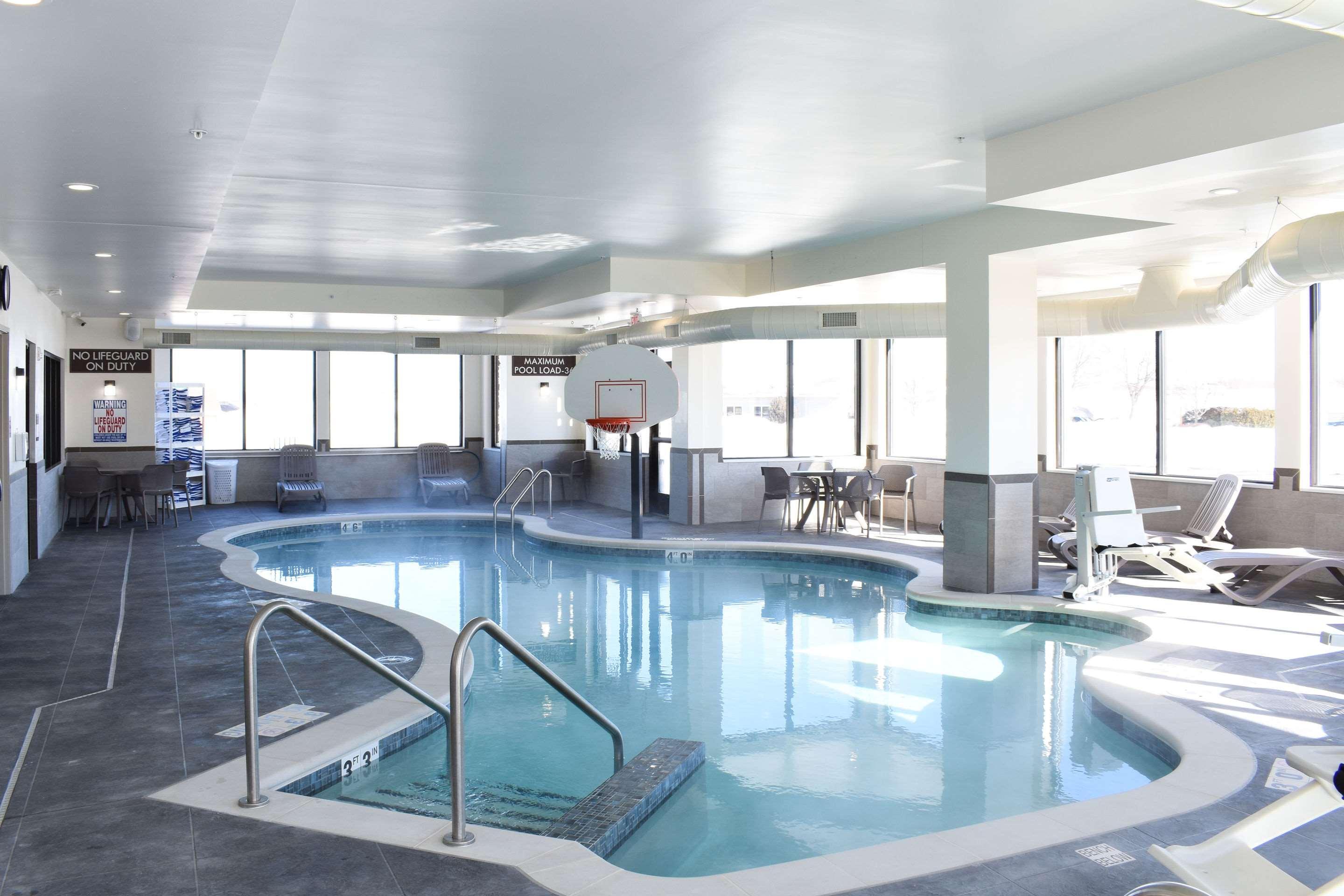 Sleep Inn & Suites Oregon - Madison Ngoại thất bức ảnh